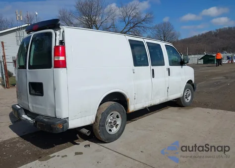 2013 GMC Savana 2500 Work Van z USA, uszkodzony, nr VIN 1GTW7FCA9D1158303